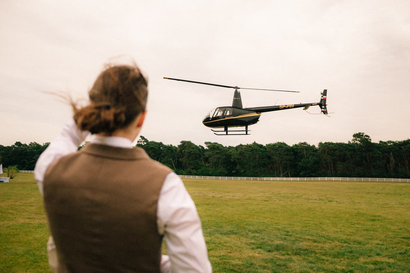 Przylot helikopterem